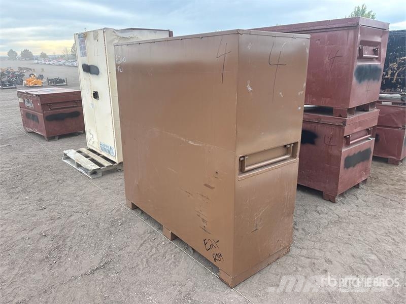  Steel cabinet Drugi deli