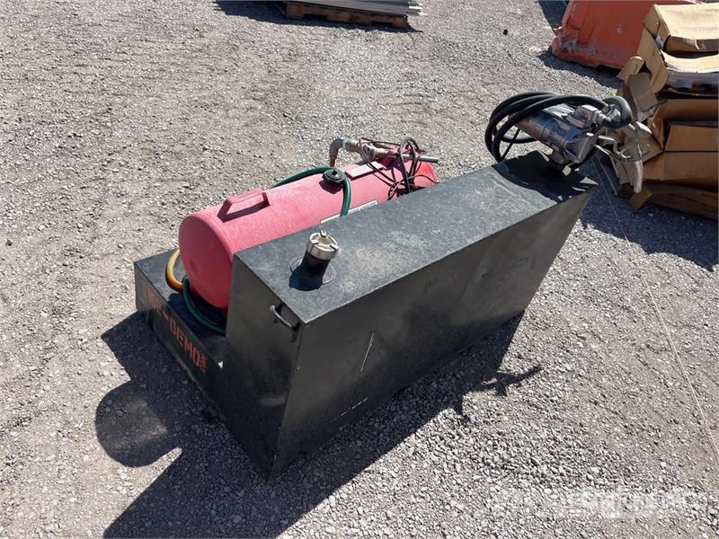  Steel Gasoline Truck Bed Fuel Tank Kraftstoff- und Zusatzstoffbehälter