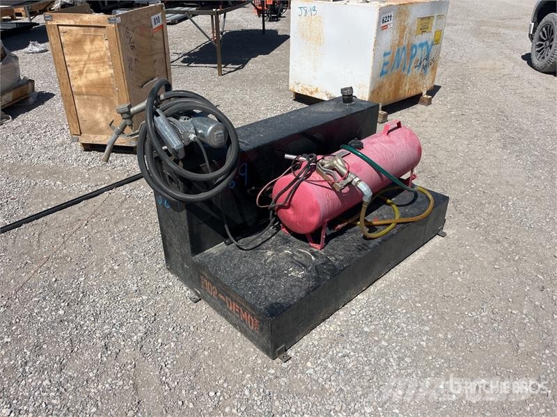  Steel Gasoline Truck Bed Fuel Tank Kraftstoff- und Zusatzstoffbehälter