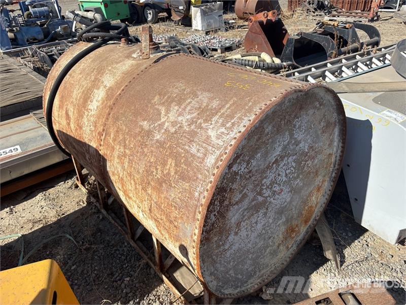 Steel Tank Паливні та присадочні баки
