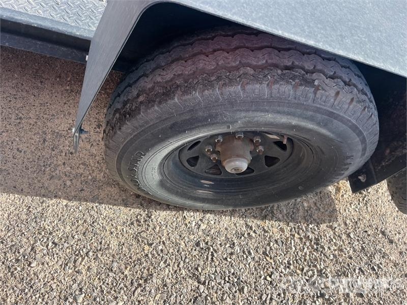 Steelpoint T412H 12 ft T/A Tilt Deck Trailer لوادر منخفضة