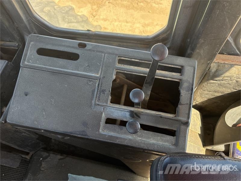 Steiger PT270 Articulated 4WD Tractor ماكينات زراعية - غير ذلك