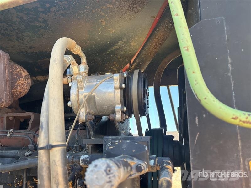 Steiger PT270 Articulated 4WD Tractor ماكينات زراعية - غير ذلك