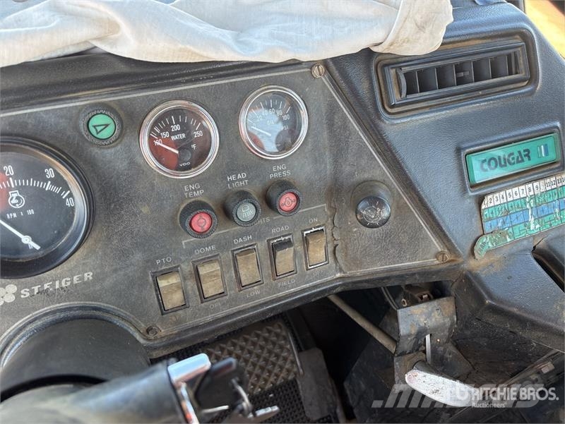 Steiger PT270 Articulated 4WD Tractor ماكينات زراعية - غير ذلك