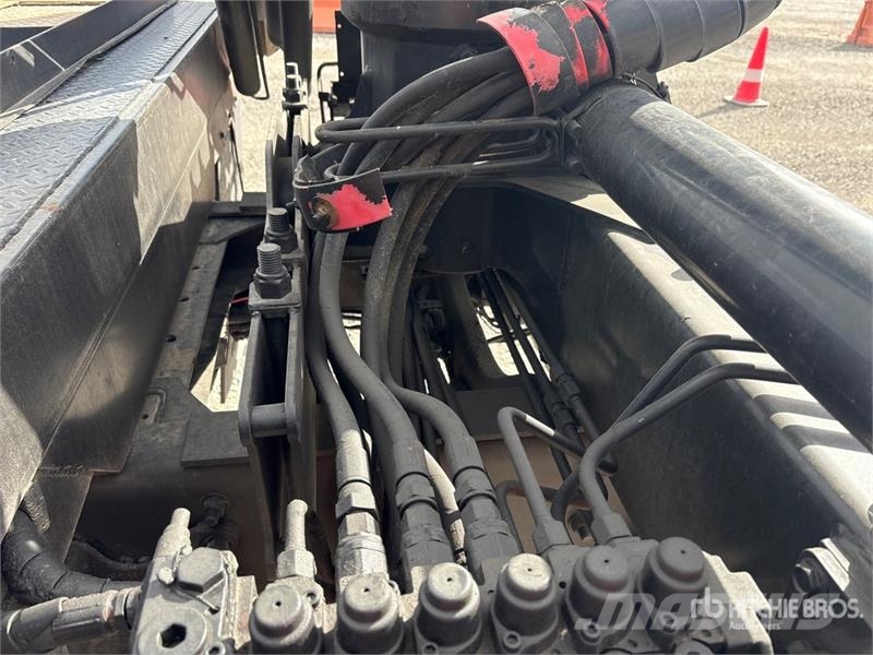 Sterling Acterra 4x2 Boom Truck Nosturiautot