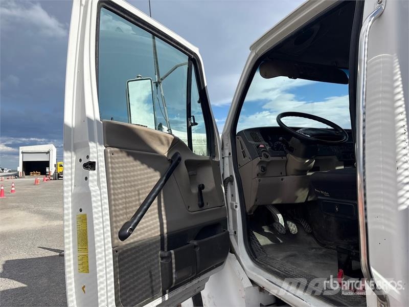 Sterling Acterra 4x2 Boom Truck Nosturiautot