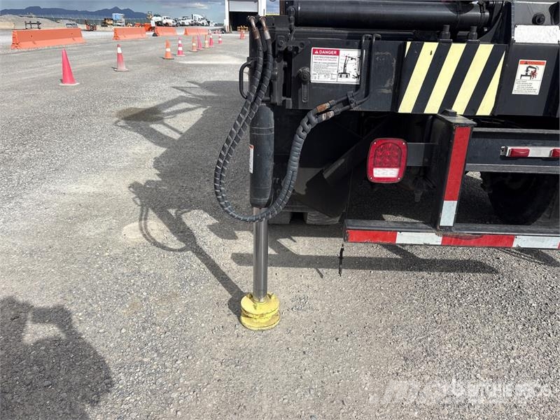 Sterling Acterra 4x2 Boom Truck Nosturiautot