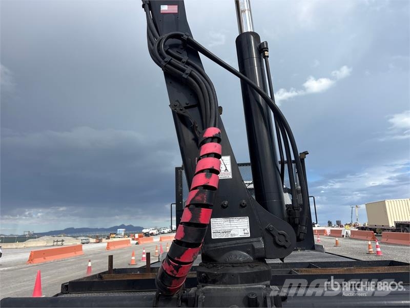 Sterling Acterra 4x2 Boom Truck Nosturiautot