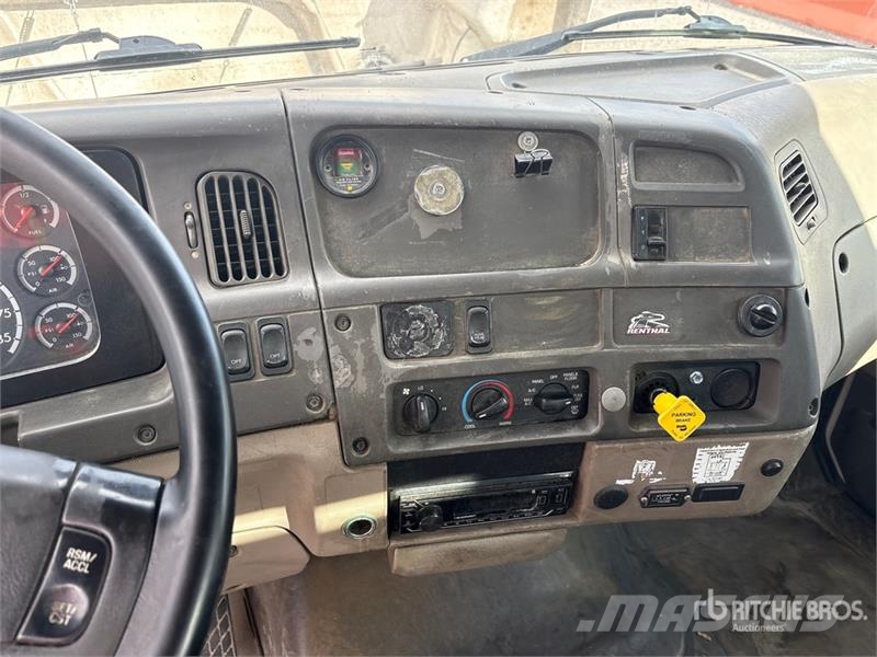 Sterling Acterra 4x2 Boom Truck Nosturiautot