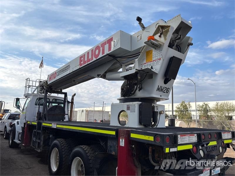 Sterling H110R-L3MH 115 ft on  Sterling L7500 6x4 Bucket Tr Nostolava-autot