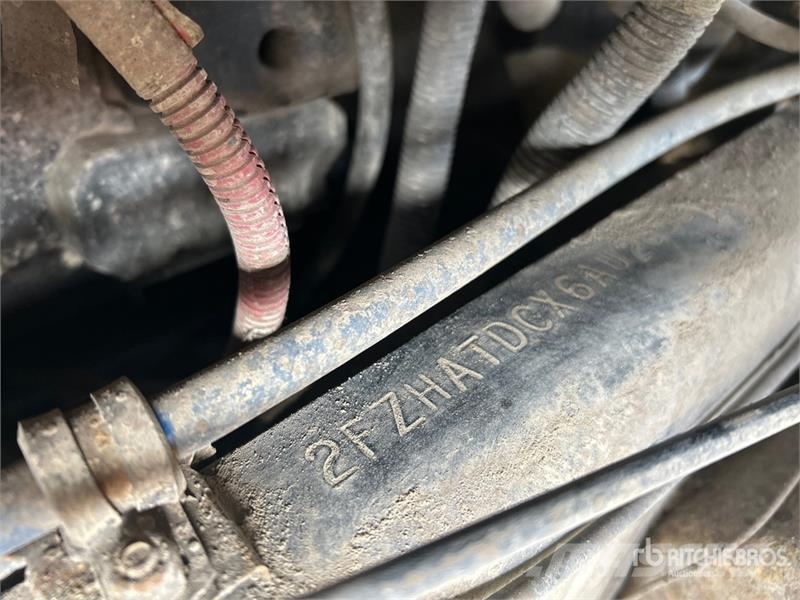 Sterling L7500 Kombinētās vakumsūkņa mašīnas