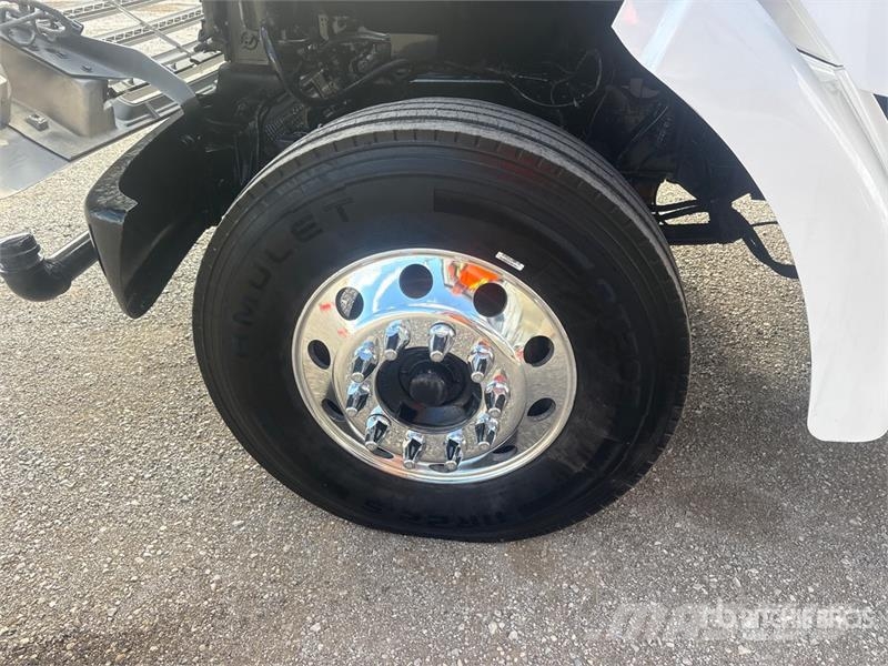 Sterling L7501 Kamioni za vodu