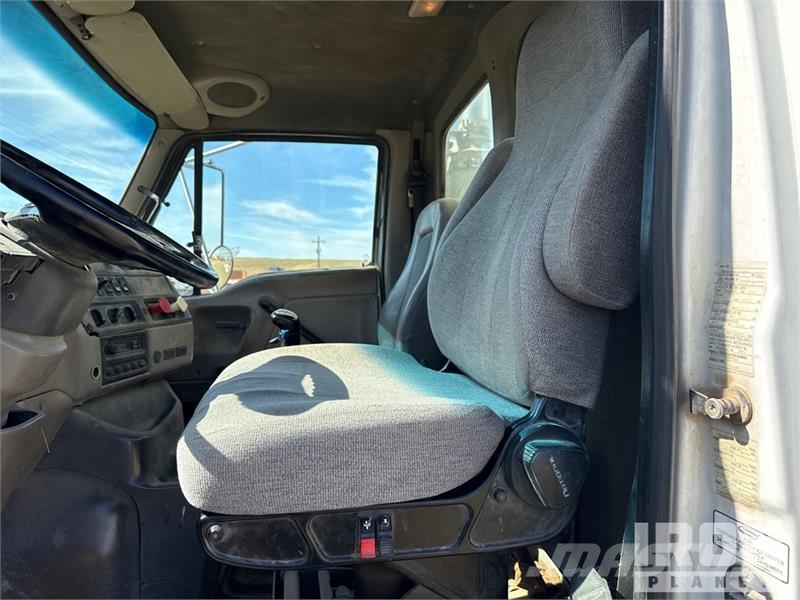 Sterling L9500 Tipper trucks