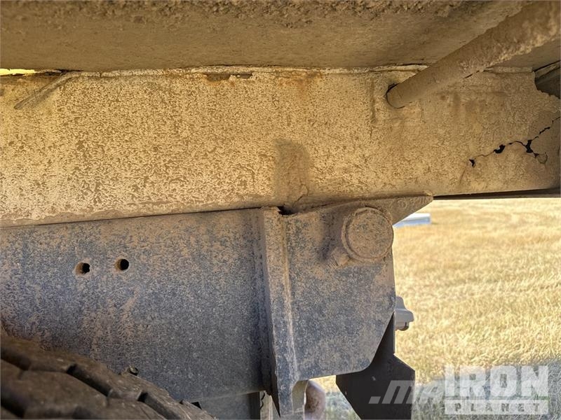 Sterling L9500 Tipper trucks