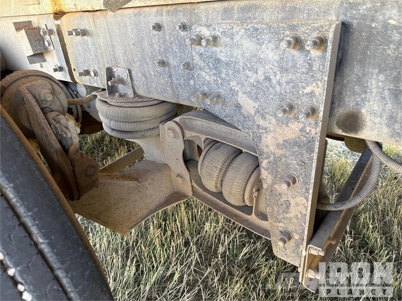 Sterling L9500 Tipper trucks