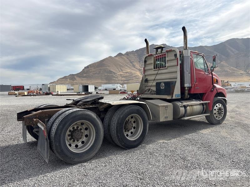Sterling L9500 Tracteur routier