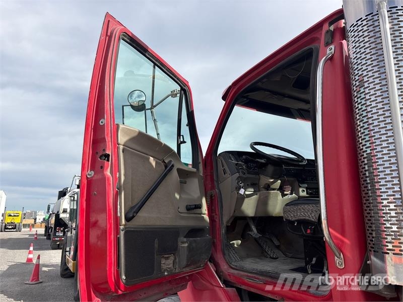 Sterling L9500 Tracteur routier