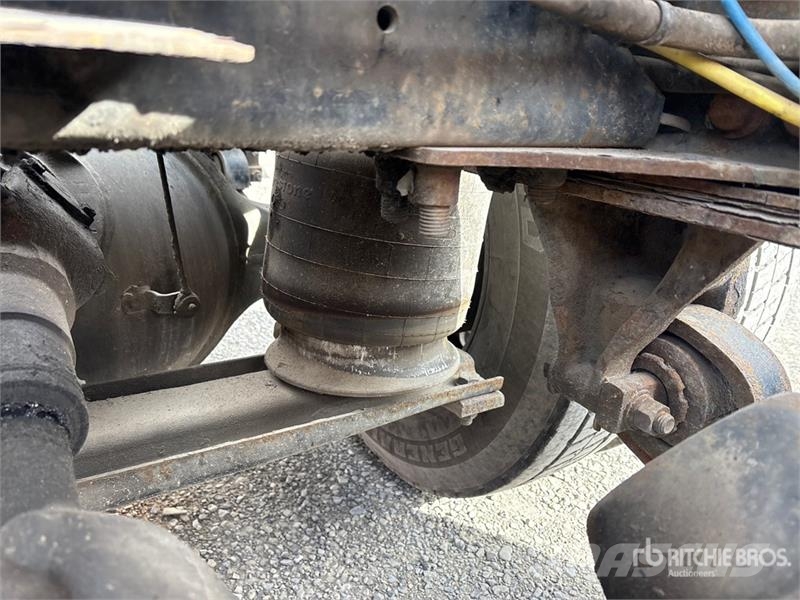 Sterling L9500 Tracteur routier