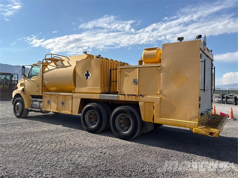 Sterling L9500 6x4 Fuel and Lube Truck Kamioni cisterne