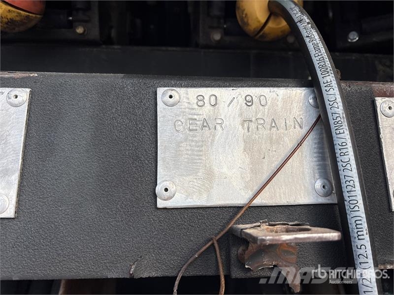 Sterling L9500 6x4 T/A Fuel and Lube Truck Cysterna