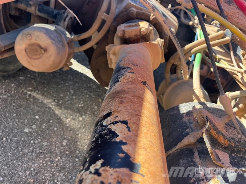 Sterling LT9500 Vilcēji