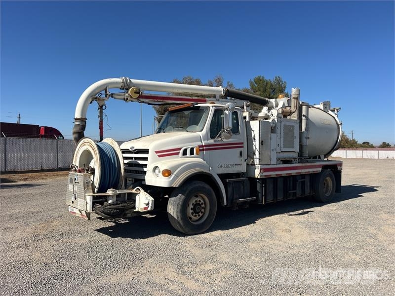 Sterling V350SHA on Sterling L7501 4x2 Vacuum Tanker Truck Kombinētās vakumsūkņa mašīnas