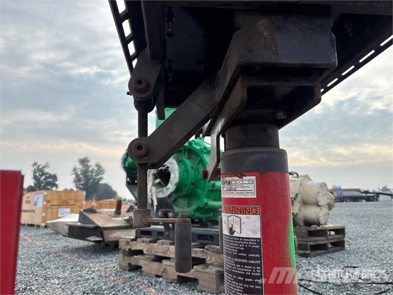 Stertil-Koni SKTJ401E Pnuematic Transmission Jack معدات البناء - غير ذلك