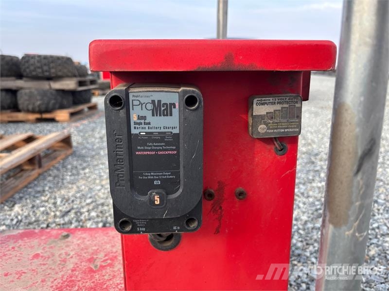 Stertil-Koni SKTJ401E Pnuematic Transmission Jack معدات البناء - غير ذلك