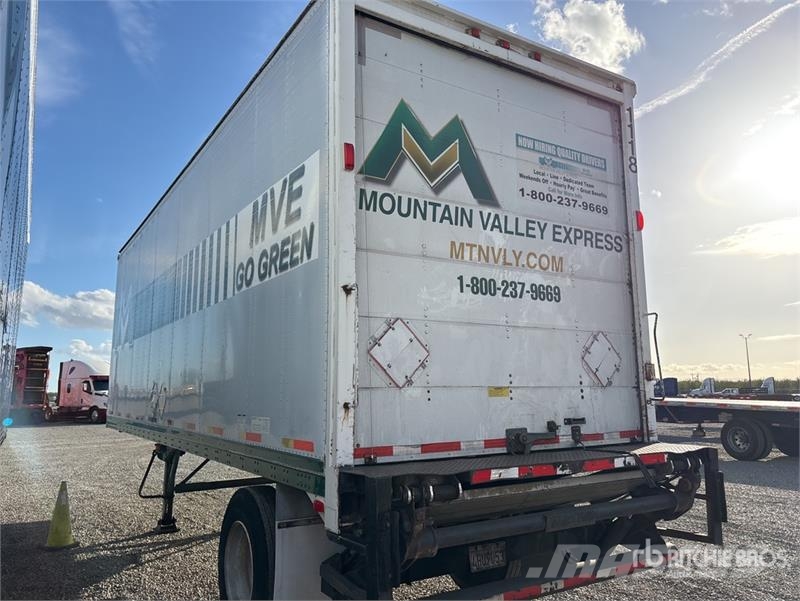 Stoughton 28 ft x 102 in S/A Van Trailer Dengtos priekabos