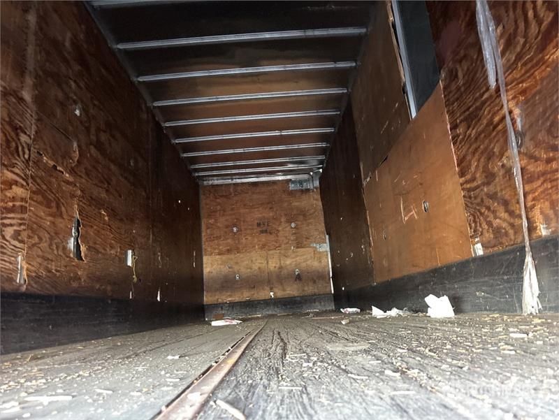 Stoughton 28 ft x 102 in S/A Van Trailer Dengtos priekabos