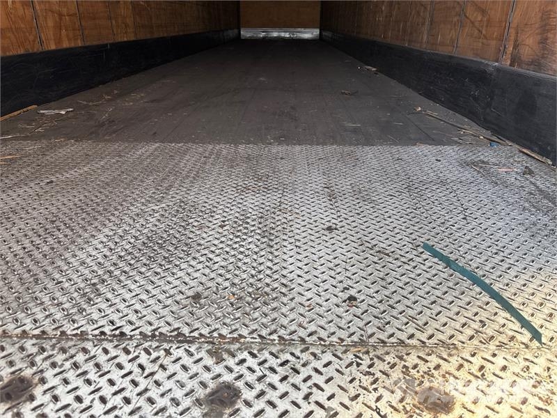 Stoughton 53 ft x 102 in T/A Van Trailer Reboques baú