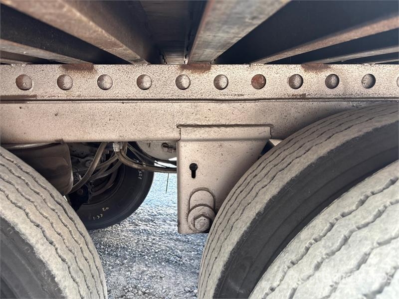 Stoughton 53 ft x 102 in T/A Van Trailer Reboques baú