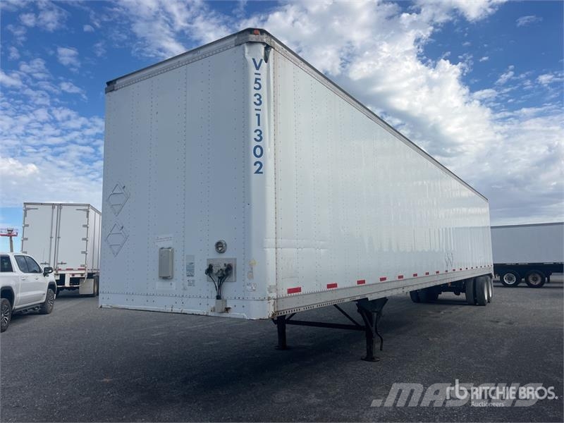 Stoughton 53 ft x 102 in T/A Van Trailer Furgons