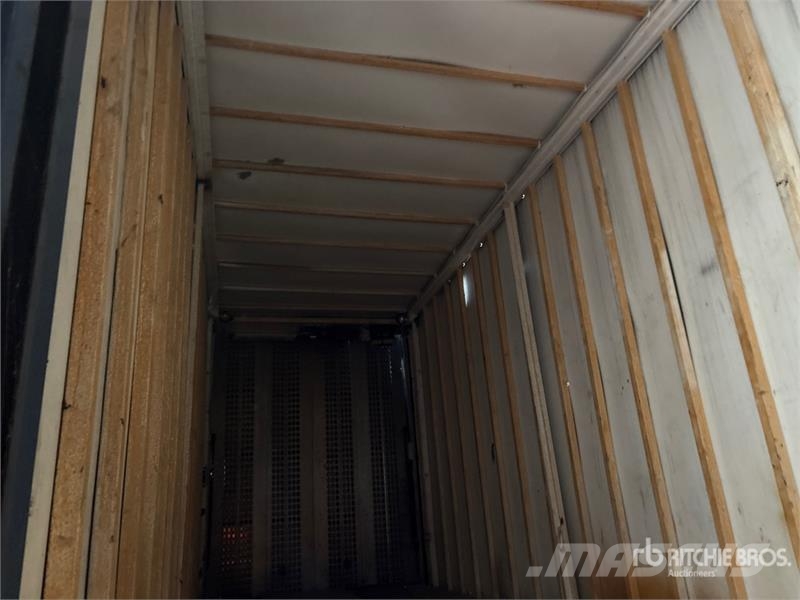 Stoughton T/A 3 Car Enclosed Car Carrier Trailer Araç nakil yari çekicileri