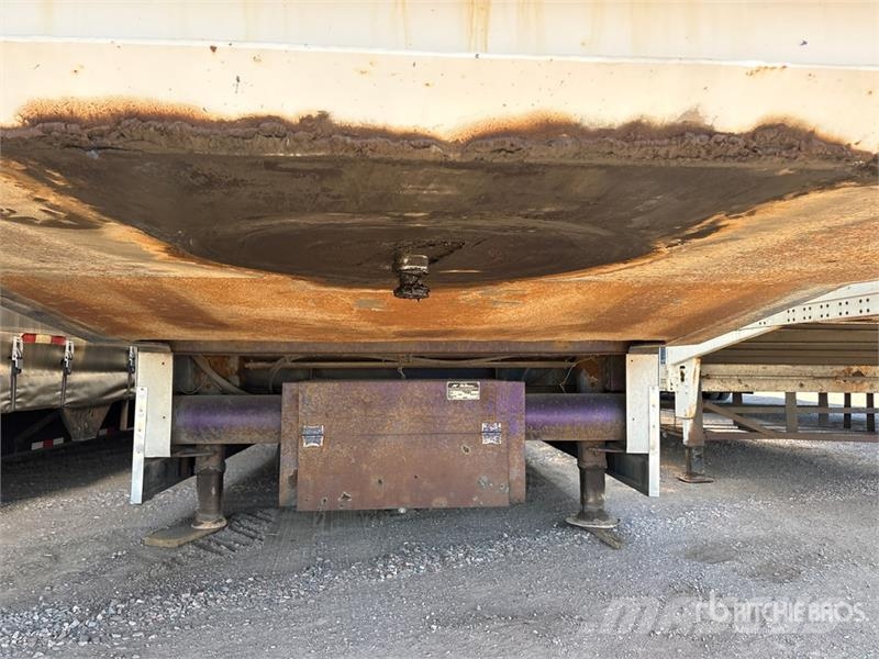 Stoughton T/A 3 Car Enclosed Car Carrier Trailer Araç nakil yari çekicileri