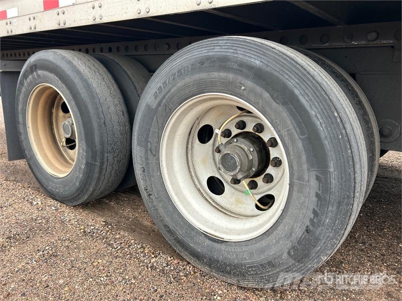 Stoughton ZGPVW-535T-S-C-AR 53 ft T/A Van Trailer Furgons