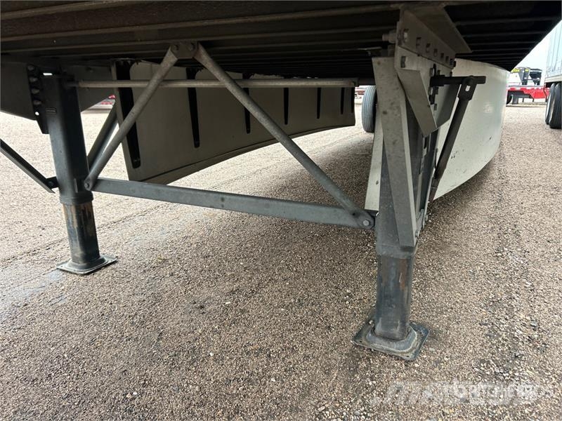 Stoughton ZGPVW-535T-S-C-AR 53 ft T/A Van Trailer Furgons