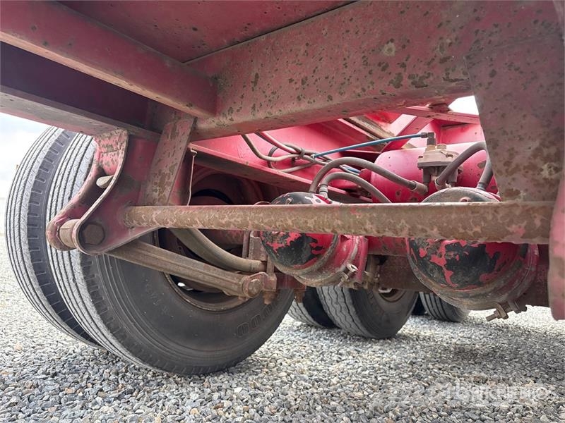 Strick Tri/A 33 Ft Container Trailer مقطورات حاويات