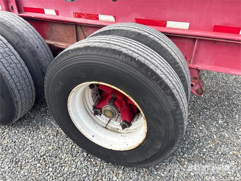 Strick Tri/A 33 Ft Container Trailer مقطورات حاويات