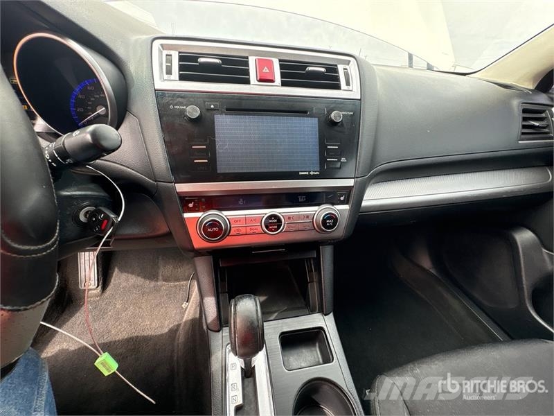 Subaru Legacy AWD Automobile Personbiler