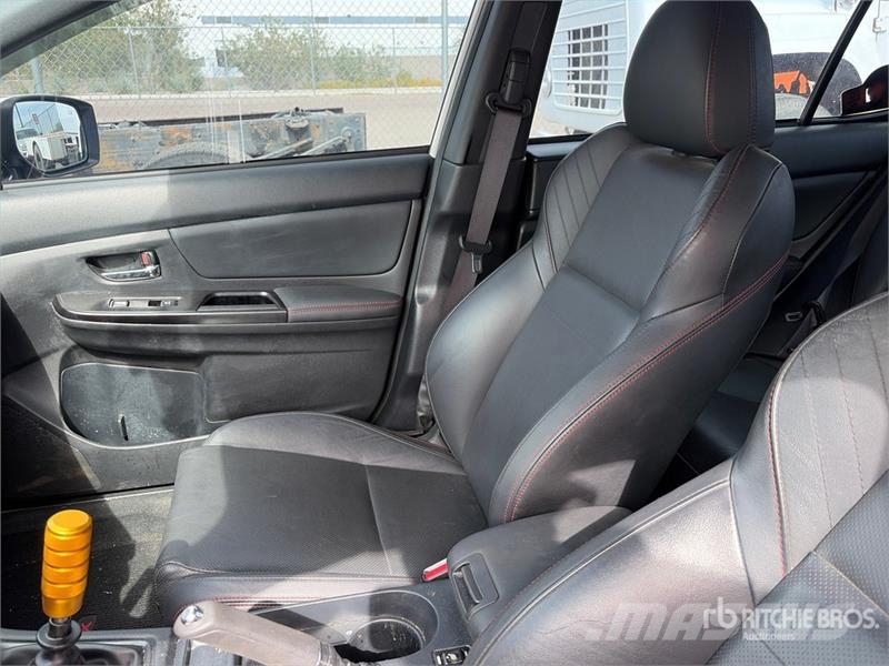 Subaru WRX AWD Automobile سيارات