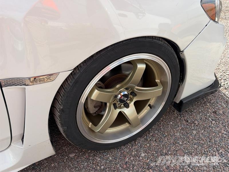 Subaru WRX AWD Automobile سيارات