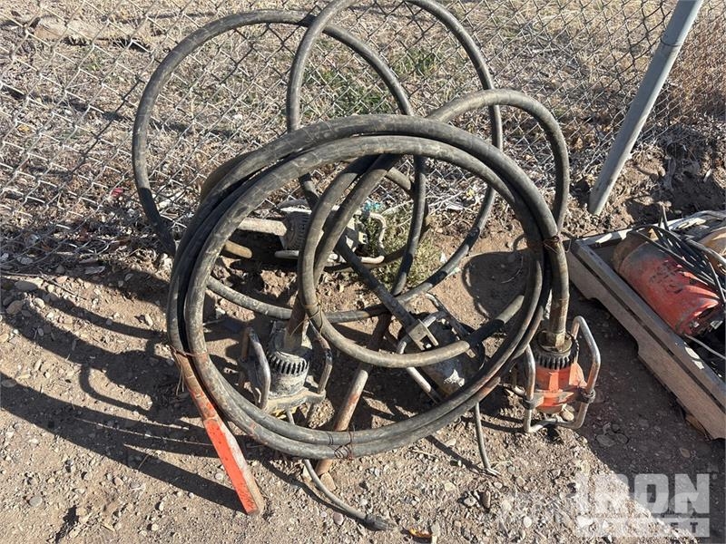 Submersible pump, jumping jack, concrete vibrators Outros componentes