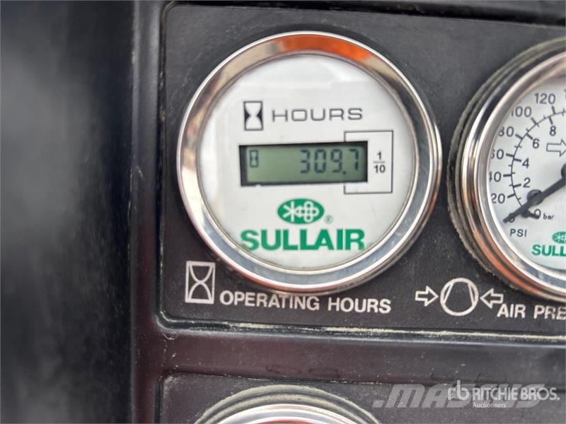 Sullair 260DPQ 260 cfm Mobile Air Compressor Kompressorit
