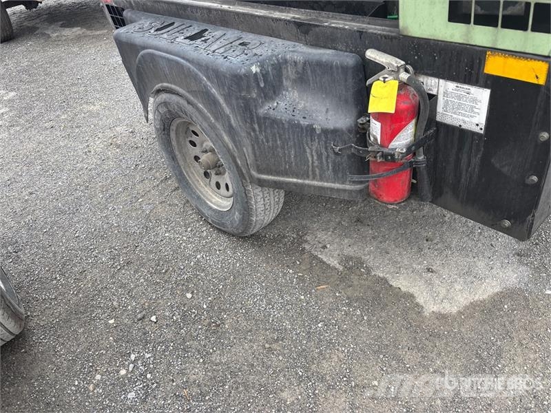 Sullair 260DPQ 260 cfm Mobile Air Compressor Kompressorit