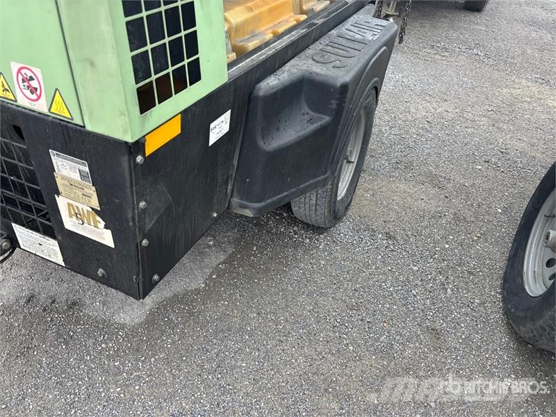 Sullair 260DPQ 260 cfm Mobile Air Compressor Kompressorit