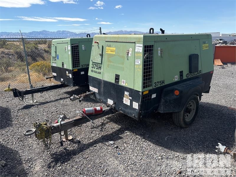Sullair 375H DPQ JD3 375 cfm Mobile Air Compressor コンプレッサー