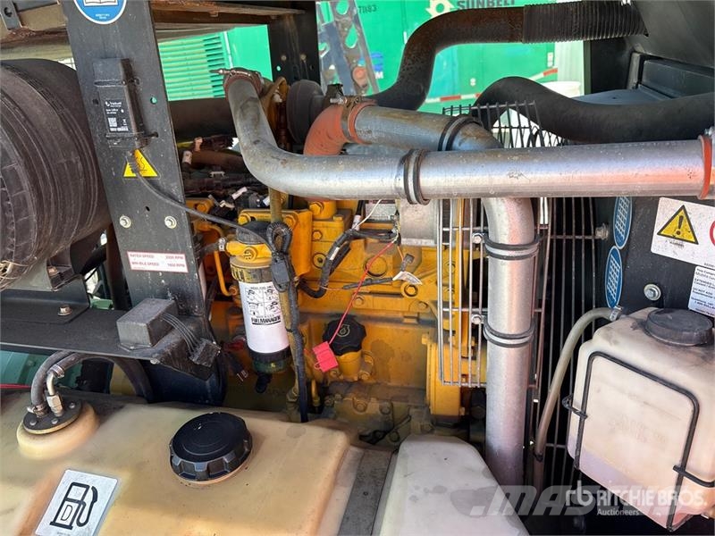 Sullair 375H DPQ JD3 375 cfm Mobile Air Compressor Компресори