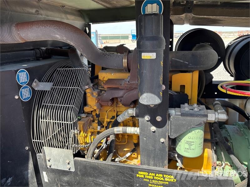 Sullair 375H DPQ JD3 375 cfm Mobile Air Compressor Компресори