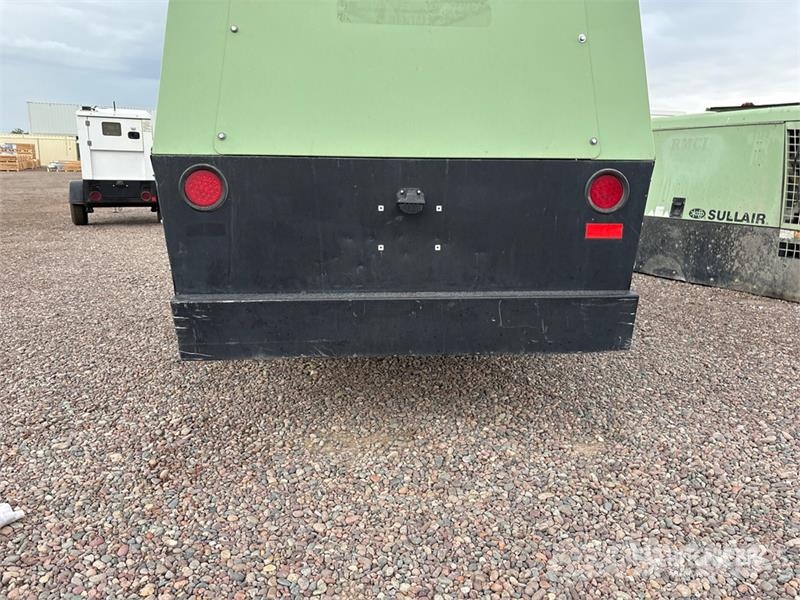 Sullair 375H DPQ JD3 375 cfm Mobile Air Compressor Compressores